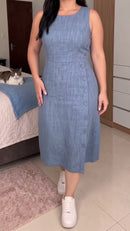 Vestido Midi Linho com Botões - Azul Jeans - frente