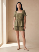 Conjunto Bata Amélia e Shorts Dora em Linho - Verde Militar - frente