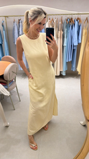 Vestido Giovana em Viscolinho - Areia - frente