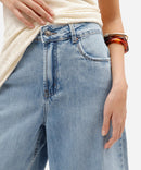 Bermuda Jorts Jeans Cintura Média - Azul Claro - detalhe