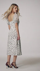 Vestido Midi Animal Print com Mangas Bufantes - Animal Print - lateral