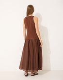 Vestido Longo Evasê com Forro - Marrom - costas
