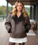 Jaqueta Feminina de Couro Peluciada Oversized Inverno Flamew - Marrom Escuro - detalhe