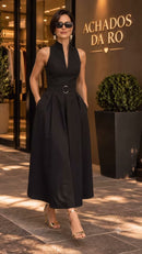 Vestido Midi Gola Alta com Cinto e Bolsos Preto - Preto - frente